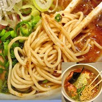 「鶏油（塩／細麺）+チャーシュー１枚増量（炭／低温）」@喜乃壺の写真