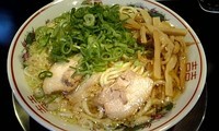 「背脂煮干しラーメン」@肉煮干し中華そば さいころの写真