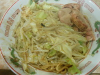 「焼きらーめん小（ハイカロリー・ヤサイ・ニンニク）」@肉汁らーめん 公 kimiの写真