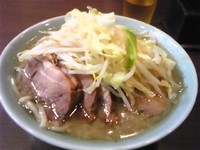 「ぶた入りラーメン　ニンニク」@ラーメン二郎 池袋東口店の写真
