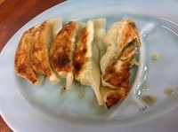 「餃子 350円」@藤屋の写真