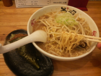 「麦味噌とんこつ（＋ちゃーしゅー巻）」@ラーメン専門店 まんだら屋の写真