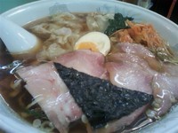 「ねぎからしチャーシューワンタンメン　1000円」@手打ラーメン ふくふくの写真