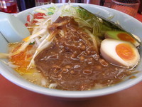 「【期間限定】肉あん味噌らーめん 780円＋ネギ増し」@ラーメン山岡家 佐野店の写真