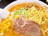 「味噌ラーメン（７８０円）＋コーン（８０円）」@北海とんこつらーめん 純輝 白井店の写真