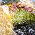 ネギラーメン・中（680円）＋半ライス（100円）