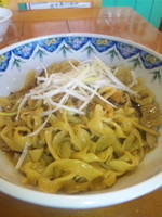 「スーラー油めん　刀切麺　７８０円」@中国ラーメン 揚州商人 末吉橋店の写真