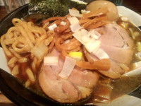 「特製煮干しラーメン」@すごい煮干ラーメン凪 新宿ゴールデン街店 本館の写真