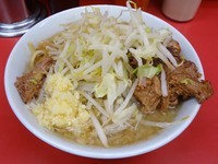 「少なめ（650円）ニンニク」@ラーメン二郎 小岩店の写真