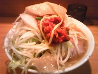 「小ラーメン＋超にんにくじゃん！　ヤサイアブラ」@ラーメン二郎 八王子野猿街道店2の写真