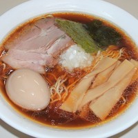 「ラーメン（大 550円）＋煮卵（50円）」@麺くい亭の写真