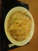 「ラーメン並 野菜チョイマシ ニンニク」@ジャンクガレッジ イオンレイクタウンmori店の写真