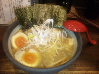 「豚骨魚介ラーメン」@上野 戸みら伊本舗の写真