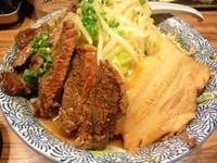 「らーめん＋牛ステーキ」@ラーメン燈郎の写真