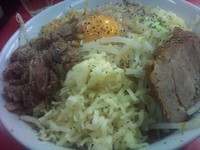 「汁なし（ヤサイ・ニンニク）」@らーめん豚喜の写真