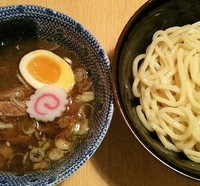 「つけめん麺半分800円」@頑者の写真