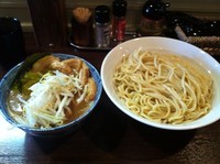 「極濃厚つけめん　チャーシュートッピング」@麺匠 無限創の写真