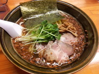 「焦がし醤油ラーメン　［夜の部］　７５０円」@あぢとみ食堂の写真