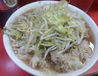 「ラーメン(ヤサイ、ニンニク) ￥600」@ラーメン二郎 三田本店の写真
