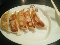 「餃子(５個)(３５０円)」@喜多方ラーメン 小法師 本八幡店の写真