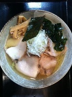 「旨鶏チャーシューそば　８８０円」@鄙めんの写真