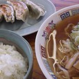 ラーメンセット1000円（ﾗｰﾒﾝ、餃子、ﾗｲｽ、お新香）