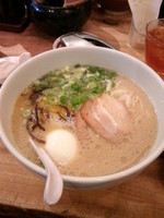 「白丸元味餃子ランチ850円＋替え玉無料＋たまご無料」@博多一風堂 上野広小路店の写真