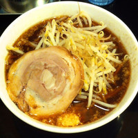 「ラーメン（小）（ニンニク）」@大盛豚骨醤油ラーメン 味輝拉の写真