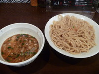 「つけ麺　こってり味　中盛　８００円」@ZOOTの写真