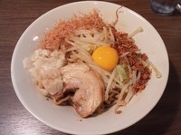 「まぜそば」@ジャンクガレッジ 東京ラーメンストリートの写真