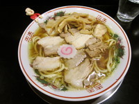 「肉煮干し中華そば」@肉煮干し中華そば さいころの写真