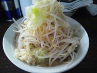 「【10月限定】ガッツリラーメン（並盛）180g　650円」@伝家 志木店の写真