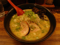 「豚骨らーめん」@麺屋 柊助の写真