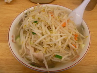 「タンメン　７００円＋ランチ無料ライス」@タンメンしゃきしゃき 新橋店の写真