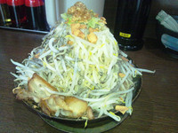 「どてちんラーメン黒（普通アブラスクナメヤサイマシ）【680】」@どてちんIIの写真