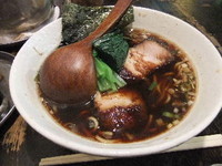 「らーめん（濃口） 680円」@本八幡だんちょうてーの写真