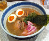 「らーめん　730円」@麺や 庄のの写真