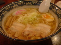 「しょうゆらーめん 　６５０円」@手打ちらーめん麺之介の写真