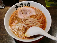 「辛口おろちょんらーめん(￥800)」@えるびす 西口店の写真