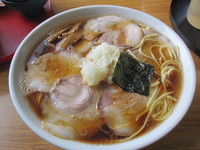 「バラチャーシューメン・特大 （890円）」@みんみんラーメンの写真