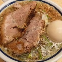 「醤油ラーメン（煮玉子トッピング）」@神名備の写真