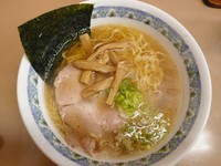 「正油ラーメン　￥550」@ラーメンめん丸 上尾上店の写真
