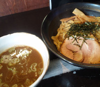 「つけめん（醤油）あつ盛り」@極太めん ひでまる 千波店の写真