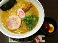 「中華そば大(塩味)+燻製玉子」@つけそば 麺彩房 五反田店の写真