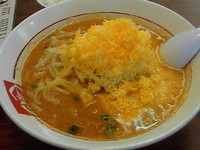 「濃厚チーズみそ￥860＋ライス(無料)」@くるまやラーメン 旭区善部町店の写真