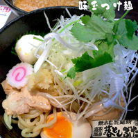 「味玉つけ麺　サービス葱増し＆玉葱追加（780円）」@新小岩製麺所 落としぶたの写真