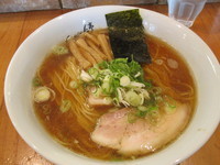 「醤油ら～めん（750円）大盛サービス」@ShiNaChiKu亭の写真