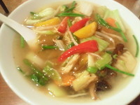 「野菜スープそば 850円」@中華菜館 賑輪園の写真