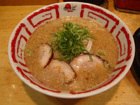 「しょうゆとんこつラーメン」@開運丸 本店の写真