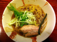 「まったり醤油らーめん」@旬麺しろ八の写真